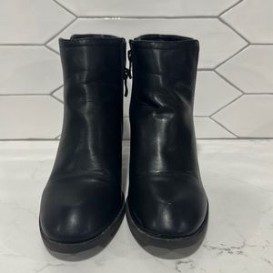 Weeboo Women’s Black Boots